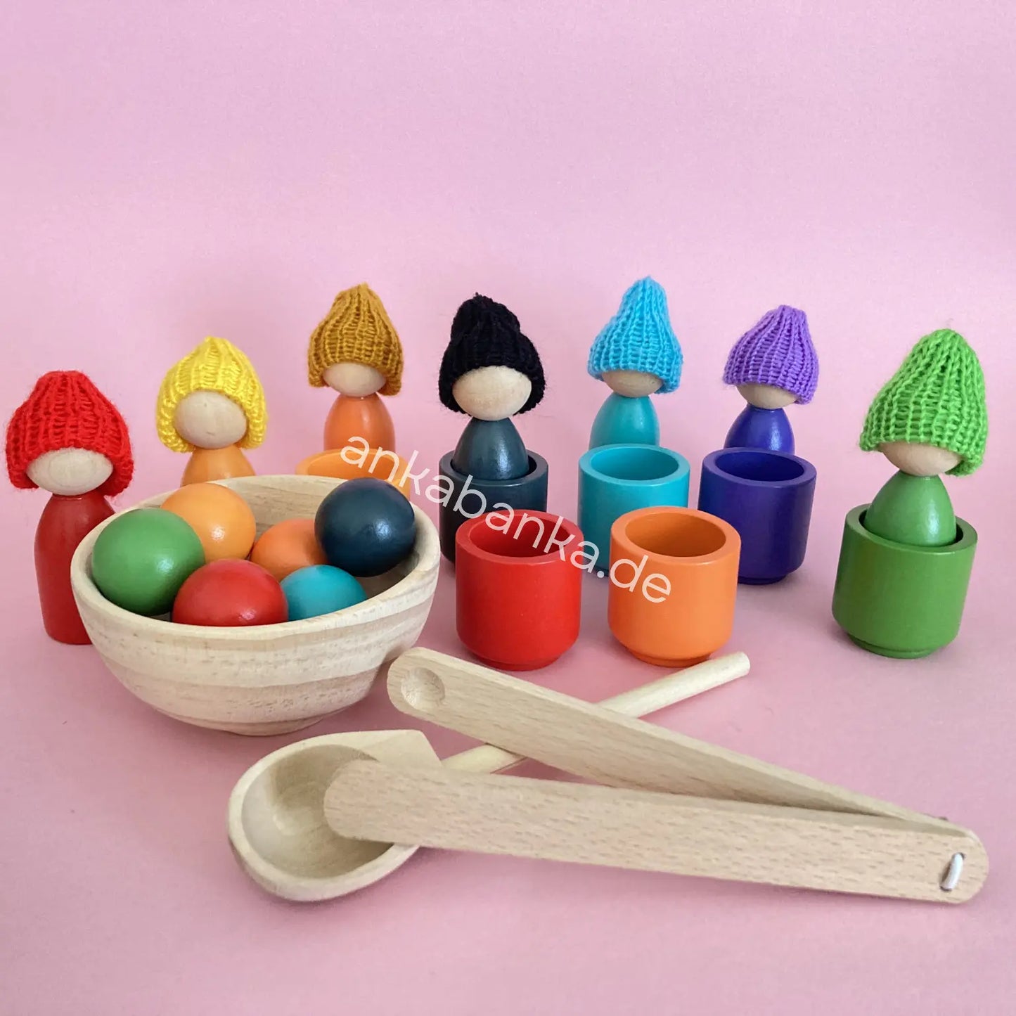 Montessori Sortier- Spiel mit Holz Puppen mit Mütze, Bälle, Becher und Schüssel Anka Banka Geschenk Weihnachten