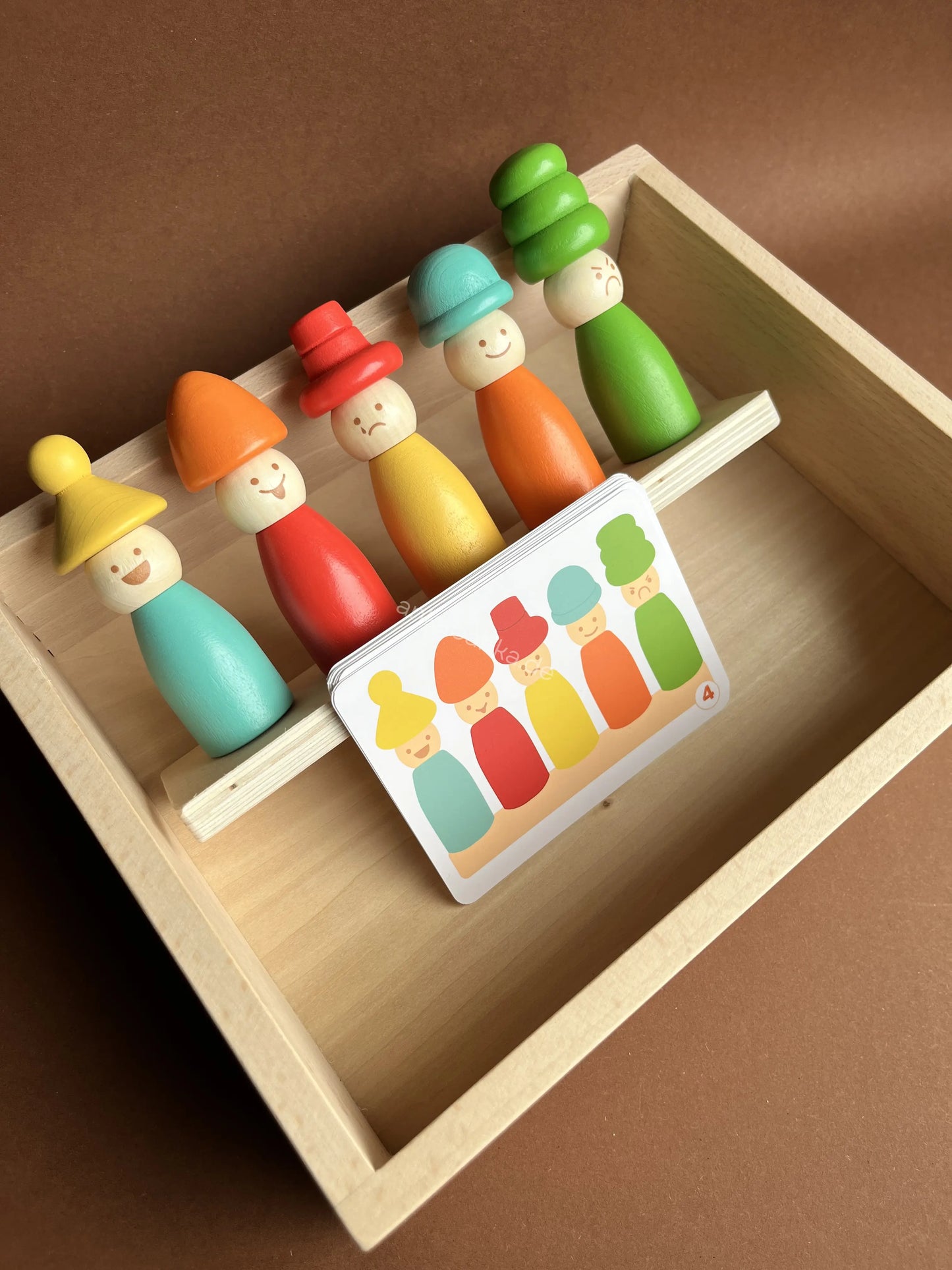 Montessori Spiel Steckspiel Gefühls-Holzpuppen 