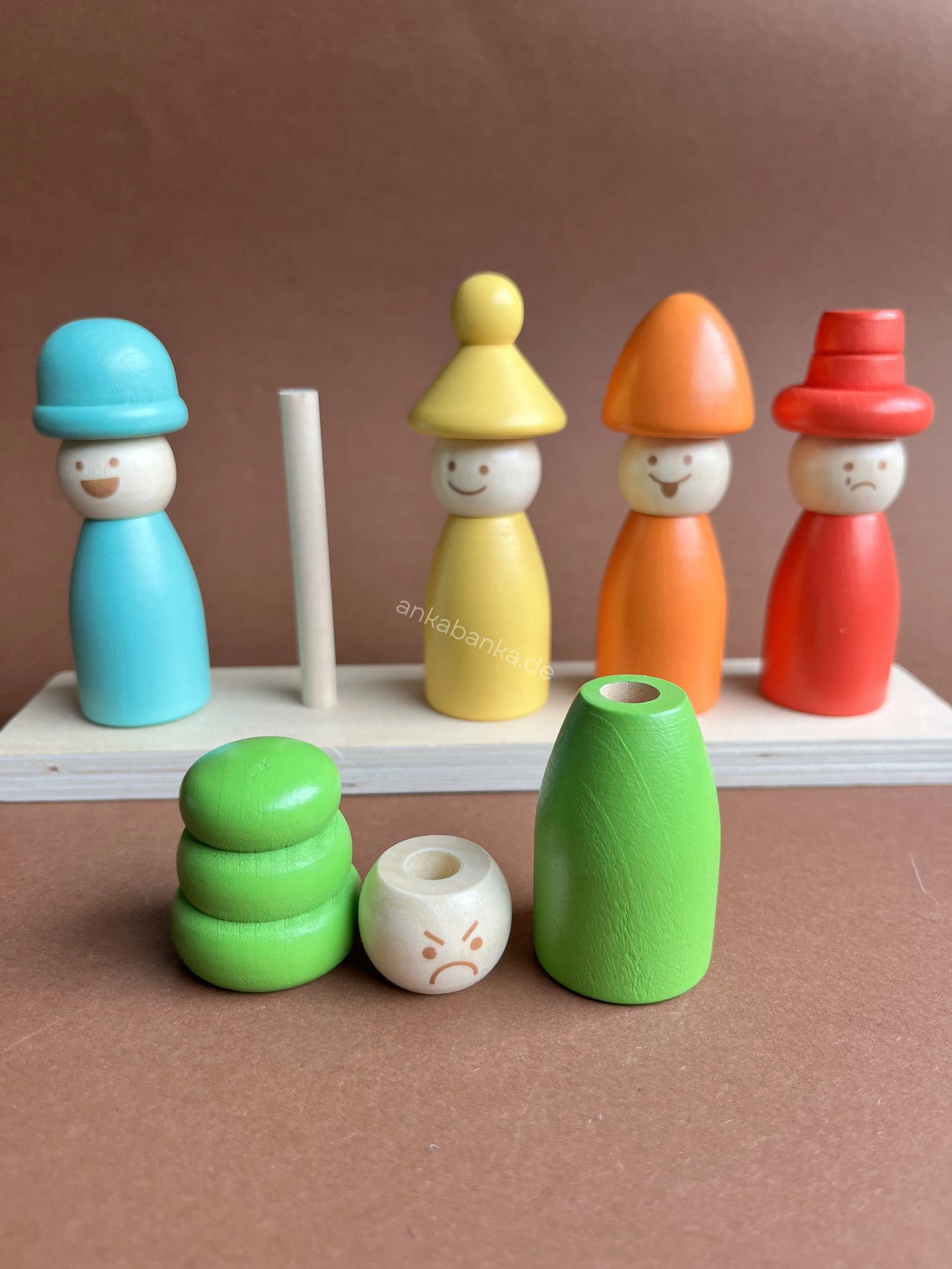 Montessori Spiel Steckspiel Gefühls-Holzpuppen 3