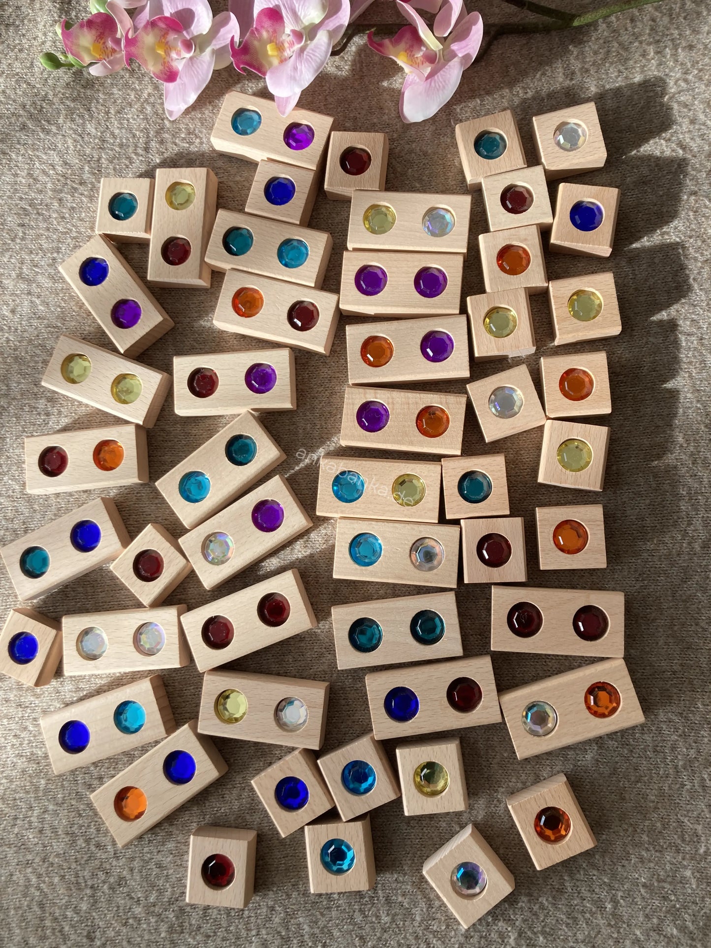 Montessori Glitzerbausteine aus Holz – Funkelsteine Bausteine